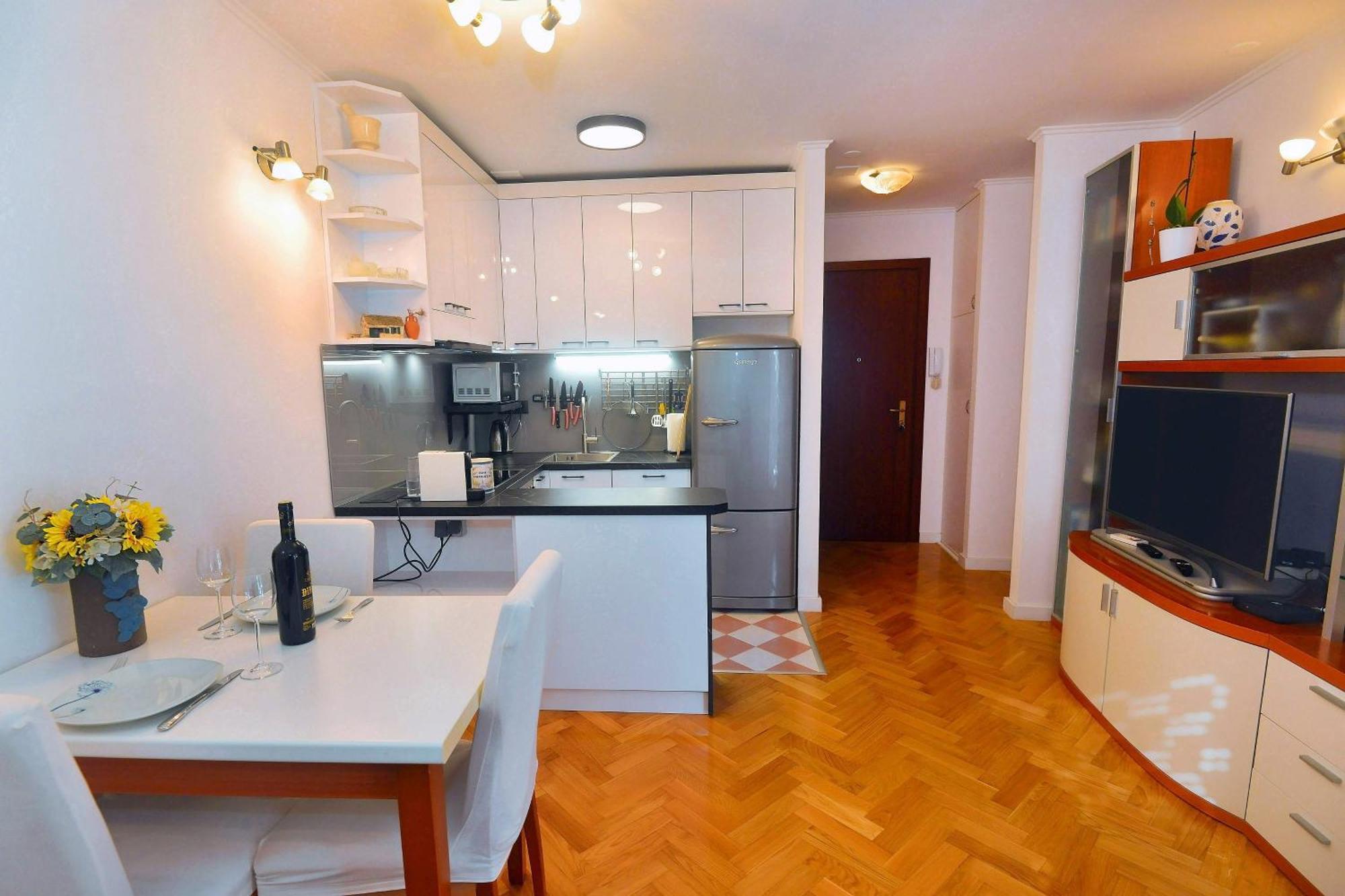 One Bedroom Apartment Terrace Parking Спліт Екстер'єр фото